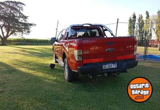 Camionetas - Ford Ranger 3.2 XLS 4x2 2016 Diesel 158000Km - En Venta