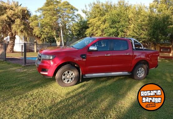 Camionetas - Ford Ranger 3.2 XLS 4x2 2016 Diesel 158000Km - En Venta