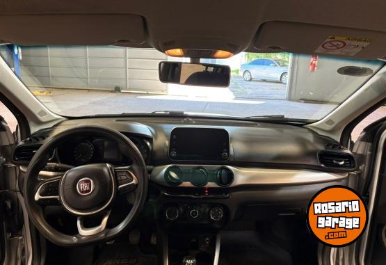 Autos - Fiat Argo Drive 1.3 2018 GNC 120000Km - En Venta