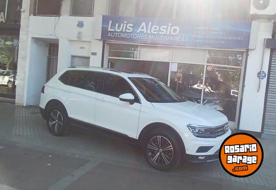 Camionetas - Volkswagen Tiguan 2.0 NO sw4 territo 2019 Nafta 130000Km - En Venta