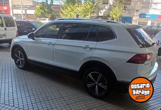 Camionetas - Volkswagen Tiguan 2.0 NO sw4 territo 2019 Nafta 130000Km - En Venta