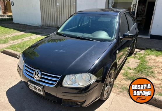 Autos - Volkswagen Bora Trendline 2011 Nafta 142000Km - En Venta