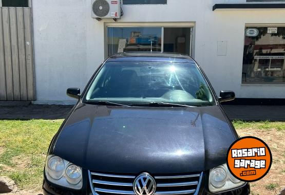 Autos - Volkswagen Bora Trendline 2011 Nafta 142000Km - En Venta