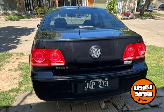 Autos - Volkswagen Bora Trendline 2011 Nafta 142000Km - En Venta