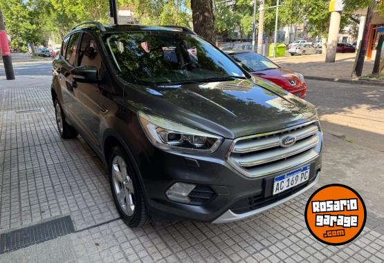 Camionetas - Ford Kuga 2018 Nafta 80000Km - En Venta