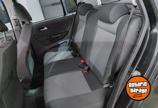 Autos - Volkswagen Suran 2012 GNC 104000Km - En Venta