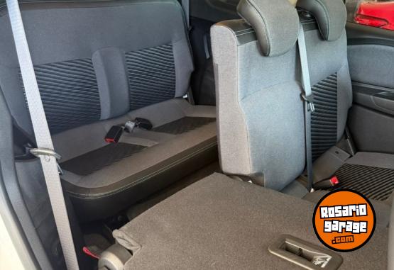 Autos - Chevrolet Spin Activ 2023 Nafta 34000Km - En Venta