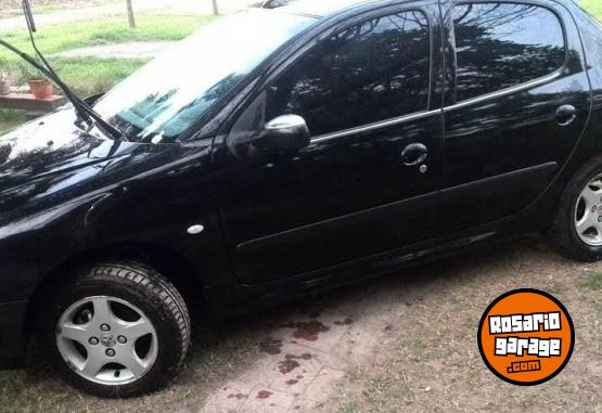 Autos - Peugeot 206 2005 Diesel 250000Km - En Venta