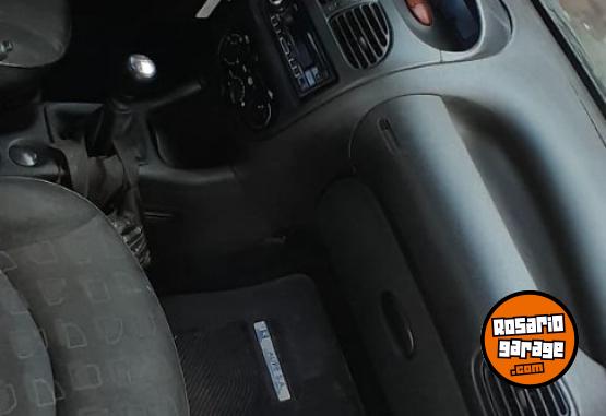 Autos - Peugeot 206 2005 Diesel 250000Km - En Venta