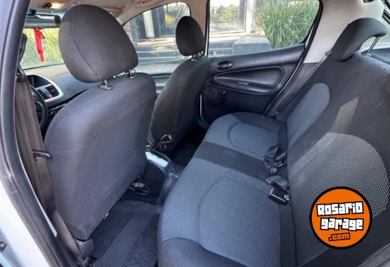 Autos - Peugeot 207 compact XS 1.4 2014 Nafta 86800Km - En Venta