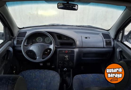 Utilitarios - Peugeot Partner 1.9 2000 Diesel 111111Km - En Venta