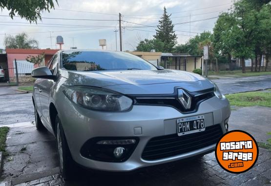 Autos - Renault Fluence 2015 Nafta 215000Km - En Venta