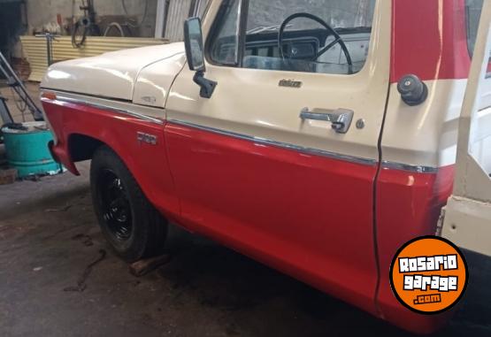 Camionetas - Ford F100 1982 Diesel 111111Km - En Venta