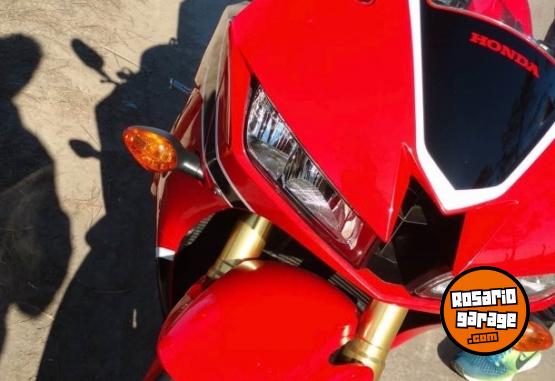 Motos - Honda CBR 600 2017 Nafta 9700Km - En Venta