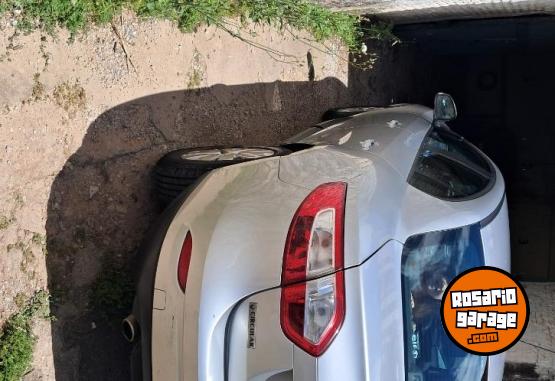 Autos - Renault Fluence 2011 Nafta 100000Km - En Venta