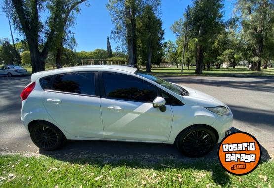 Autos - Ford Fiesta Kinetic SE 2016 Nafta 70000Km - En Venta