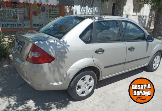 Autos - Ford Fiesta max 2008 GNC 279000Km - En Venta