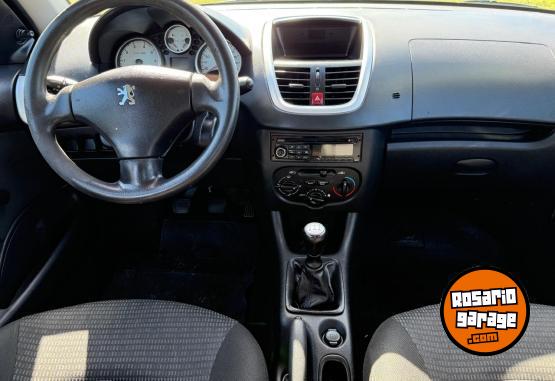 Autos - Peugeot 207 ACTIVE 2014 Nafta 94100Km - En Venta