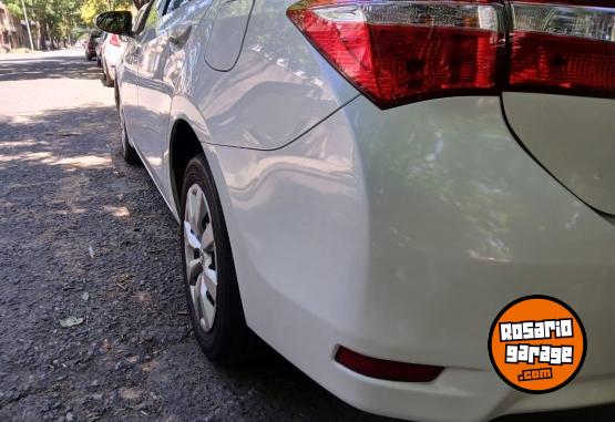 Autos - Toyota Corolla 1.8 XLI 2015 Nafta 129000Km - En Venta