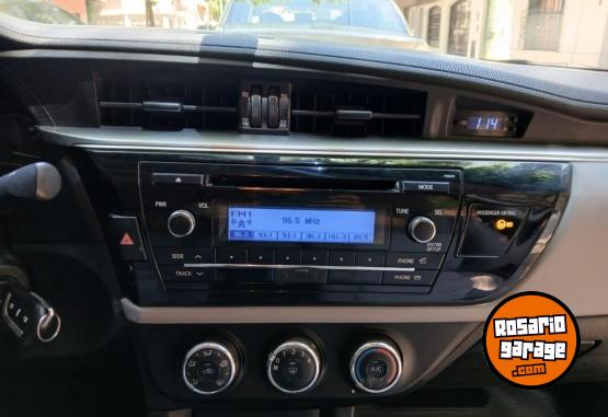 Autos - Toyota Corolla 1.8 XLI 2015 Nafta 129000Km - En Venta