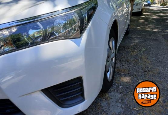 Autos - Toyota Corolla 1.8 XLI 2015 Nafta 129000Km - En Venta