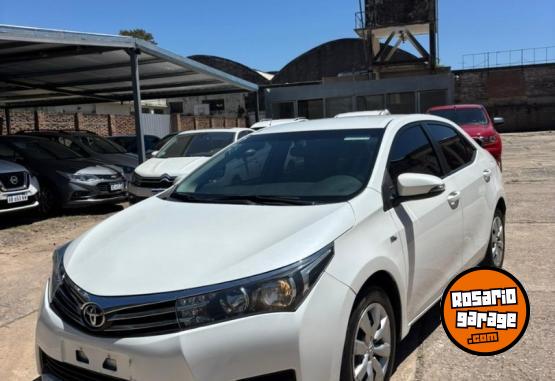 Autos - Toyota Corolla 1.8 XLI 2015 Nafta 129000Km - En Venta