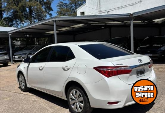 Autos - Toyota Corolla 1.8 XLI 2015 Nafta 129000Km - En Venta