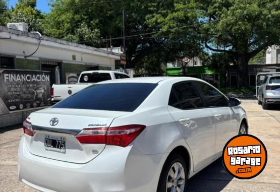 Autos - Toyota Corolla 1.8 XLI 2015 Nafta 129000Km - En Venta