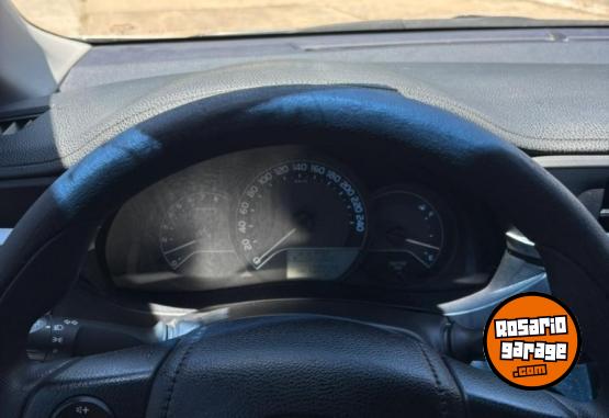 Autos - Toyota Corolla 1.8 XLI 2015 Nafta 129000Km - En Venta