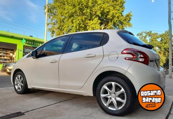 Autos - Peugeot 208 Allure 1.5 2013 Nafta 88000Km - En Venta
