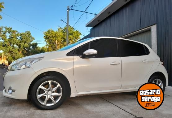 Autos - Peugeot 208 Allure 1.5 2013 Nafta 88000Km - En Venta