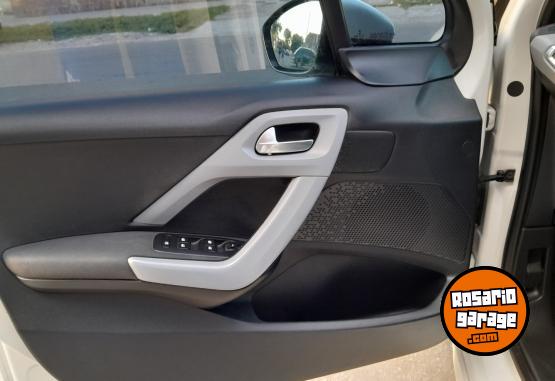 Autos - Peugeot 208 Allure 1.5 2013 Nafta 88000Km - En Venta