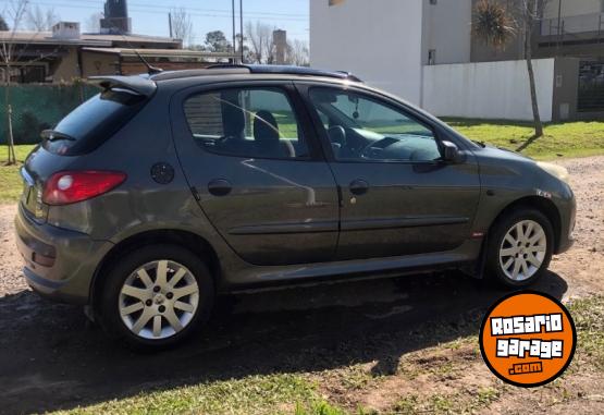 Autos - Peugeot 207 compact 2010 Nafta 167000Km - En Venta
