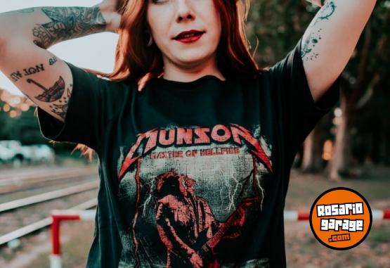 Indumentaria - Remeras en oferta anime series peliculas videogames - En Venta