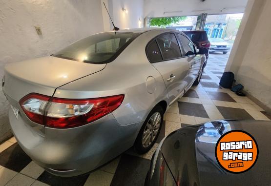 Autos - Renault Fluence 2016 GNC 128000Km - En Venta