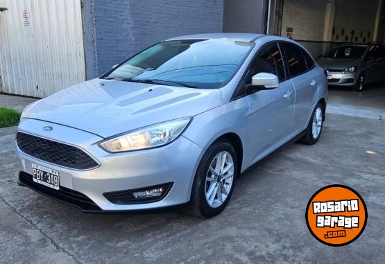 Autos - Ford Focus 2015 Nafta 140000Km - En Venta