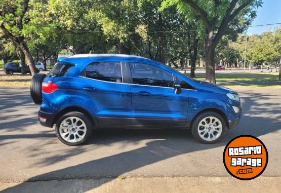 Autos - Ford ECOSPORT TITANIUM 2018 Nafta 84000Km - En Venta