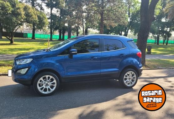 Autos - Ford ECOSPORT TITANIUM 2018 Nafta 84000Km - En Venta