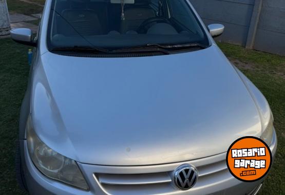 Autos - Volkswagen Voyage 2010 Nafta 300Km - En Venta
