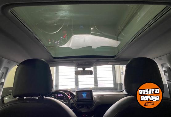 Autos - Peugeot 2008 2021 Nafta 70000Km - En Venta