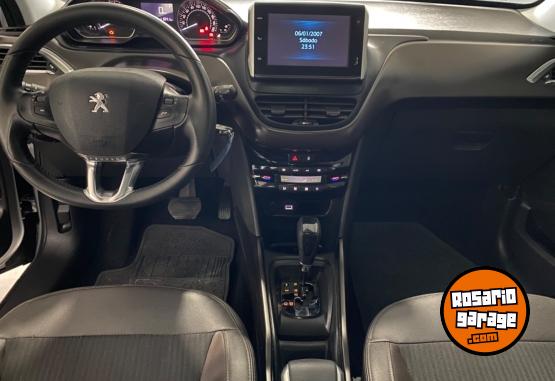 Autos - Peugeot 2008 2021 Nafta 70000Km - En Venta