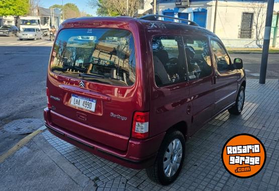 Utilitarios - Citroen BERLINGO MULTISPACE XTR 2019 Diesel 110000Km - En Venta