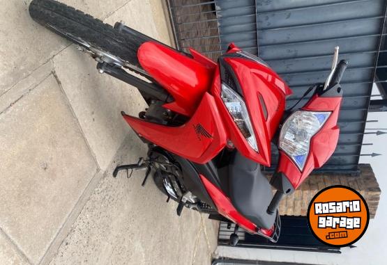 Motos - Honda Wave 2022 Nafta 5000Km - En Venta