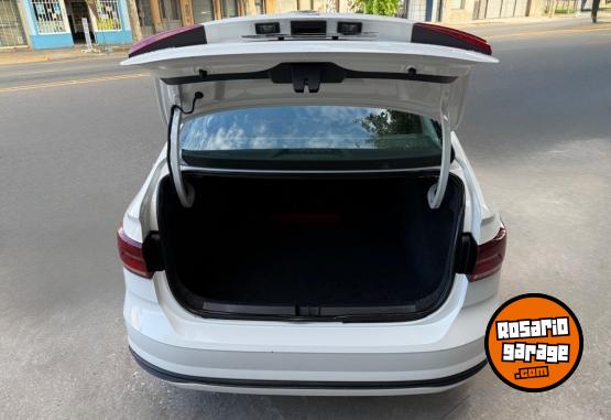 Autos - Volkswagen Virtus 2020 Nafta  - En Venta