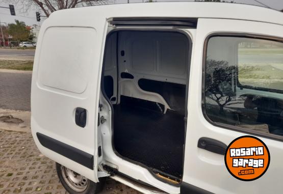 Utilitarios - Renault Kangoo 2015 Nafta 265000Km - En Venta