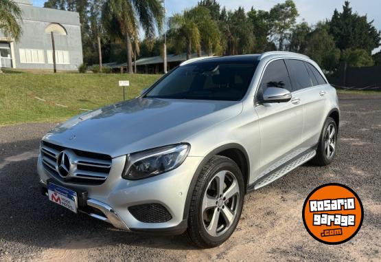 Autos - Mercedes Benz GLC 300 4MATIC 2017 Nafta 110000Km - En Venta