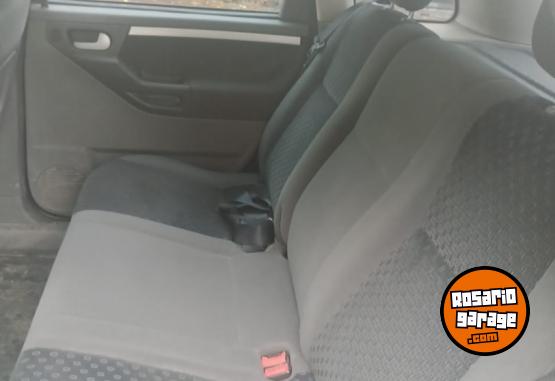 Autos - Chevrolet Meriva 2011 GNC 270000Km - En Venta