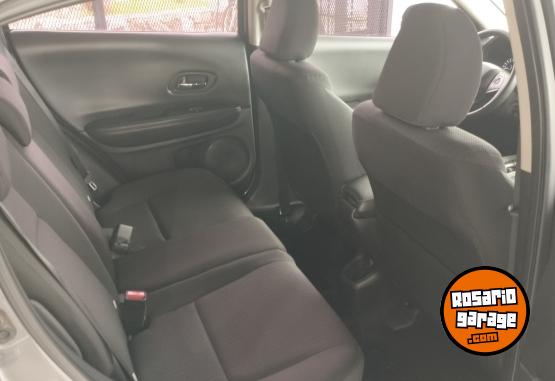 Autos - Honda HRV EX CVT 2019 Nafta 93500Km - En Venta