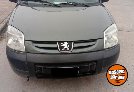 Utilitarios - Peugeot Partner Patagonica 2013 Nafta 225000Km - En Venta