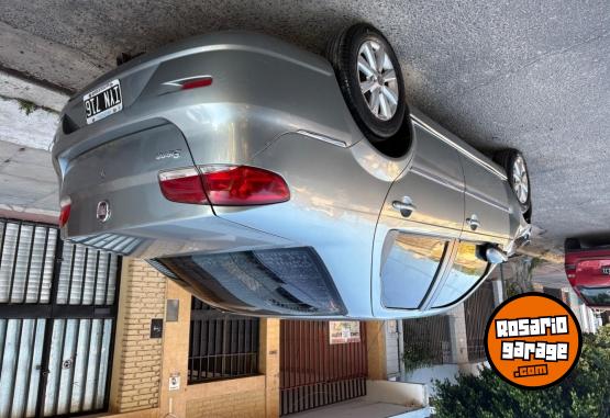 Autos - Fiat Siena 2010 Nafta 140000Km - En Venta